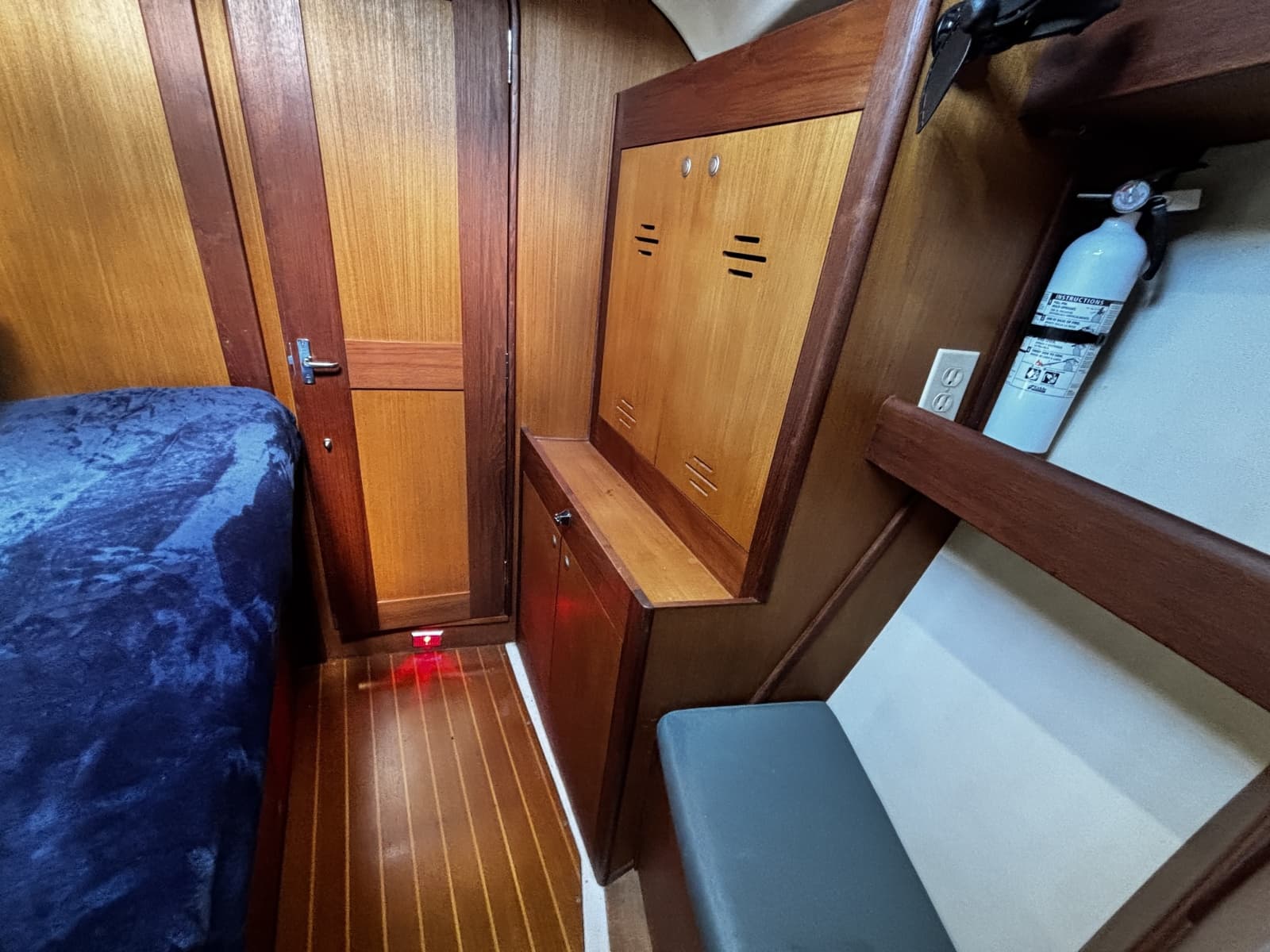 1999 Hunter 410 - Photo 30