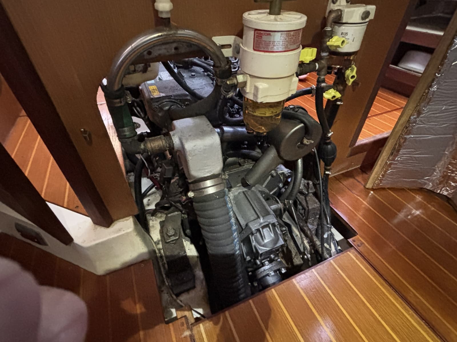 1999 Hunter 410 - Photo 33