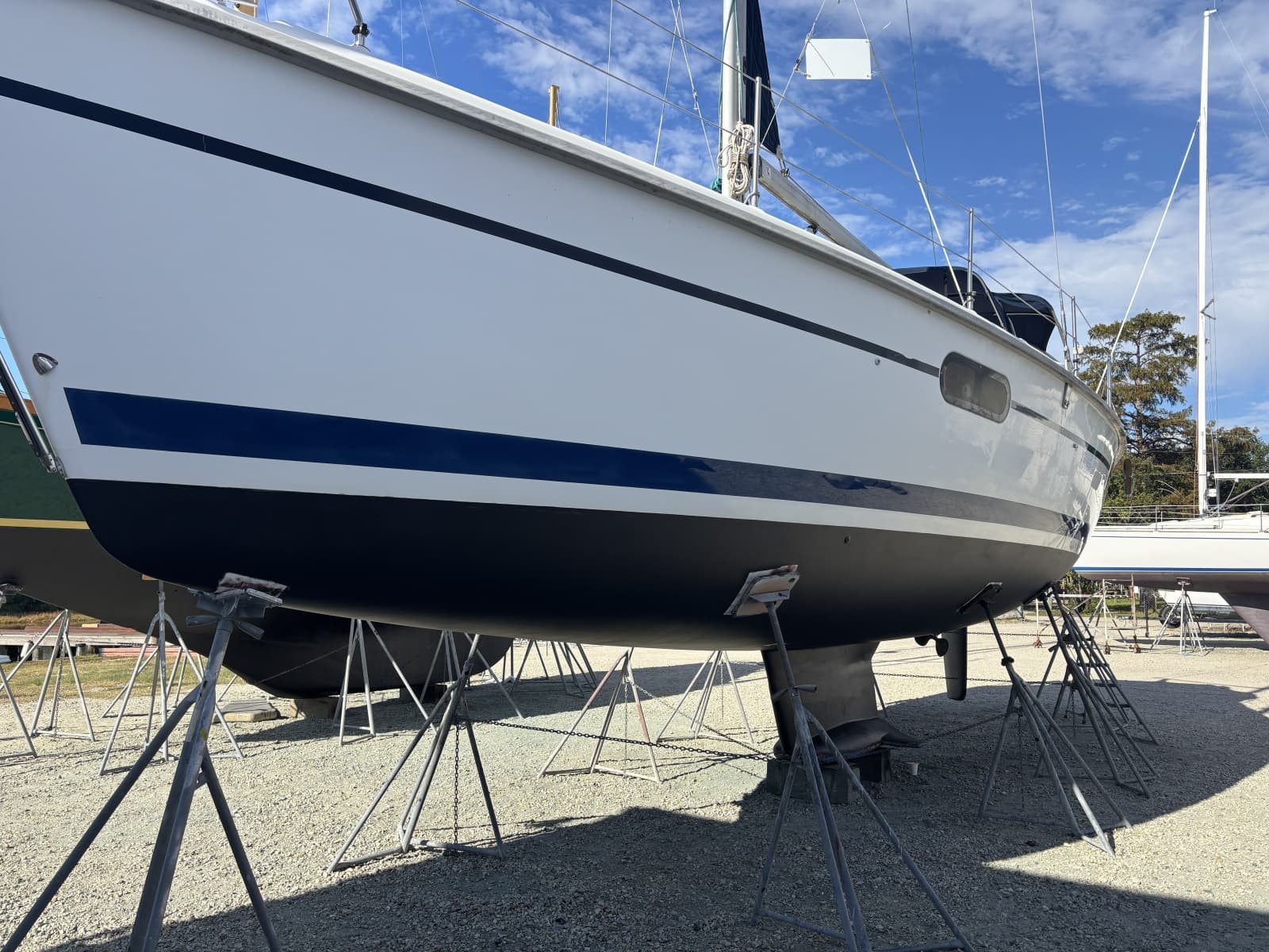 1999 Hunter 410 - Photo 1