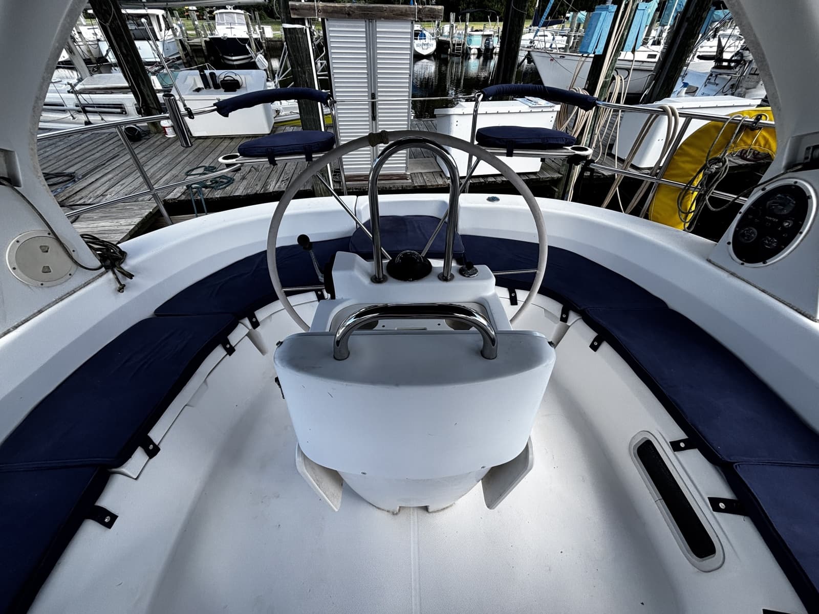 1999 Hunter 410 - Photo 9