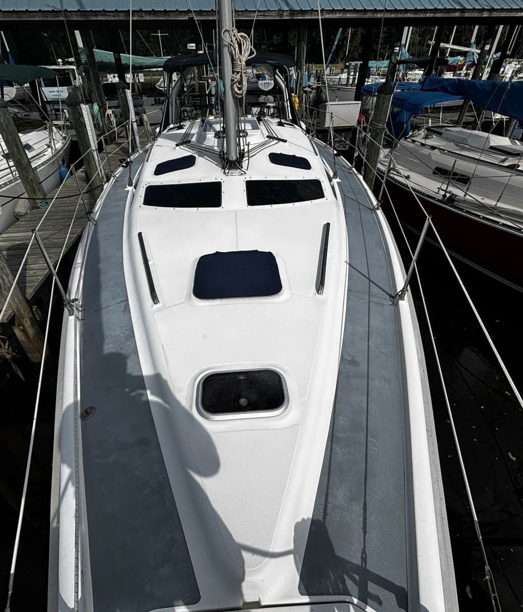 1999 Hunter 410 - Photo 3