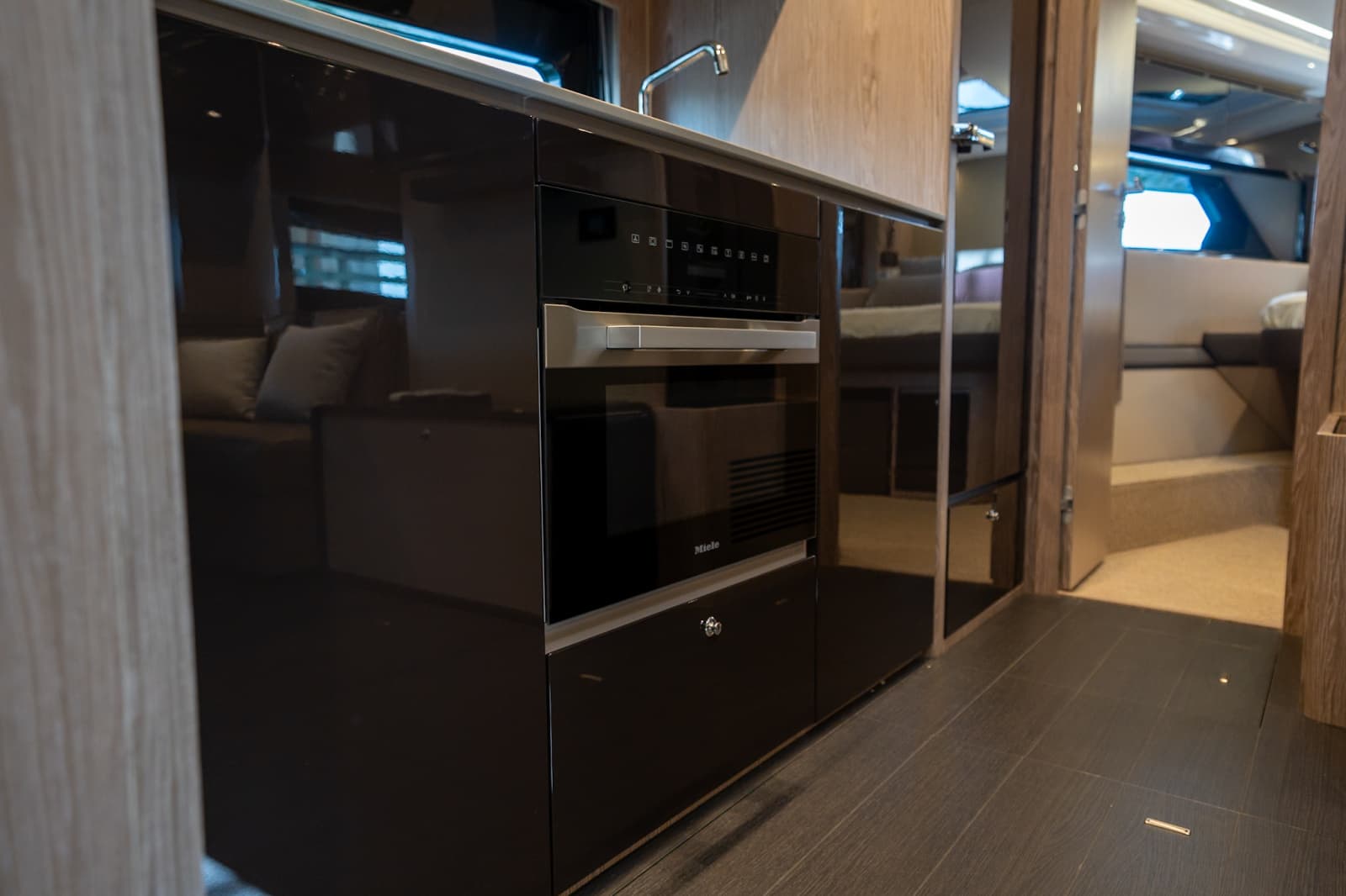 2025 Azimut ATLANTIS 51 - Photo 12