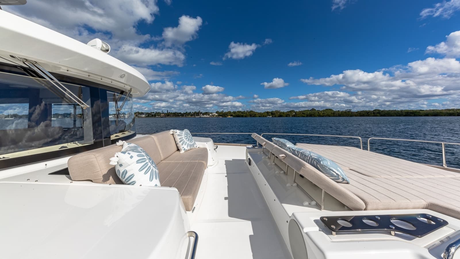 2023 Sirena Flybridge - Photo 20