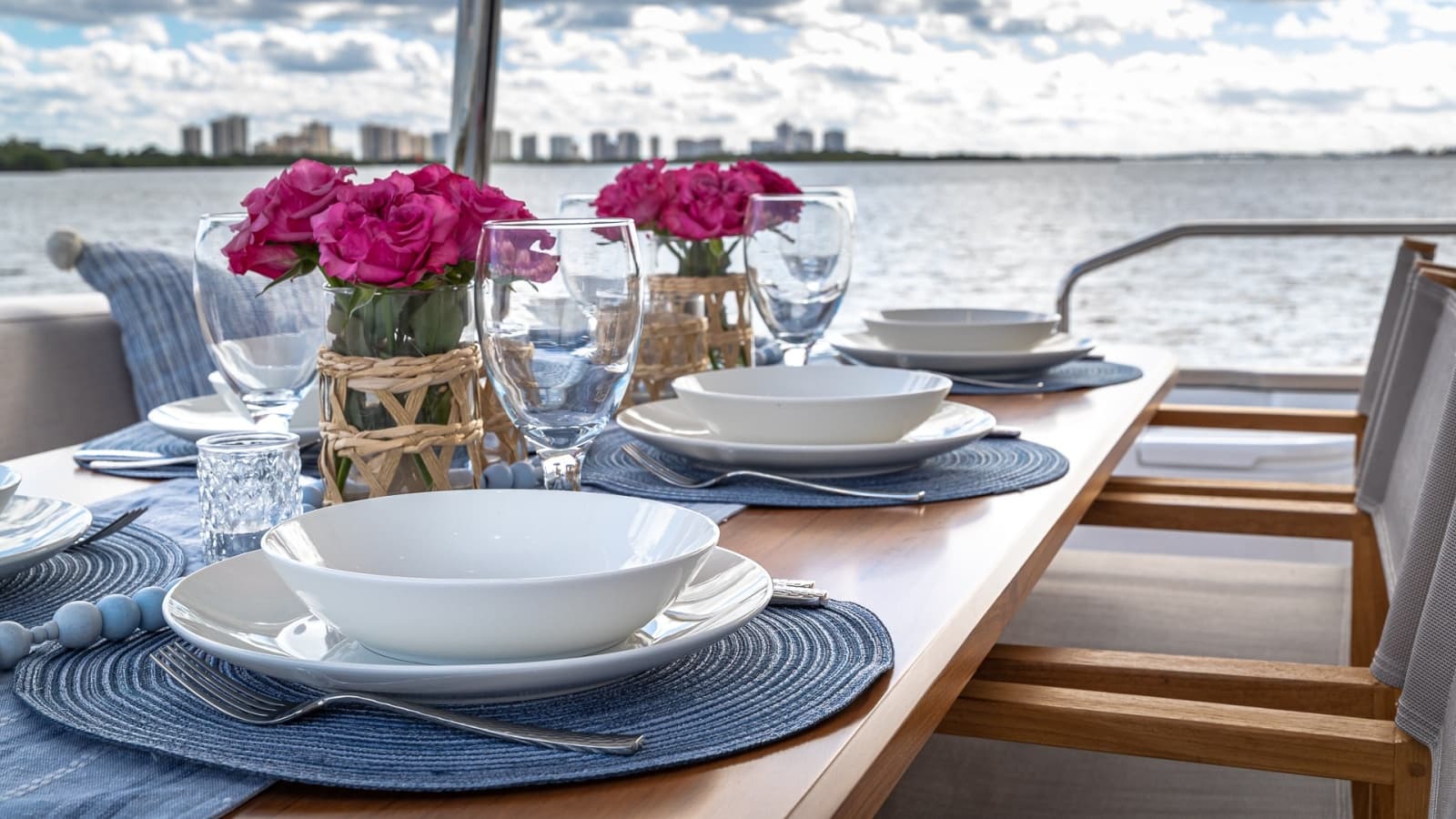 2023 Sirena Flybridge - Photo 16