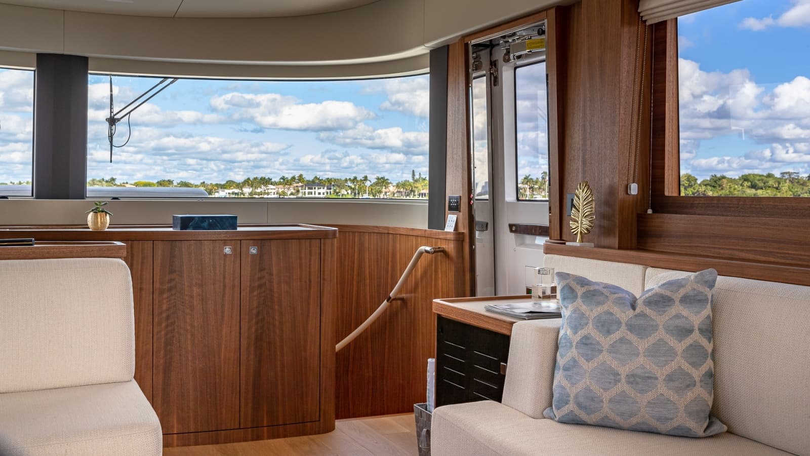 2023 Sirena Flybridge - Photo 39