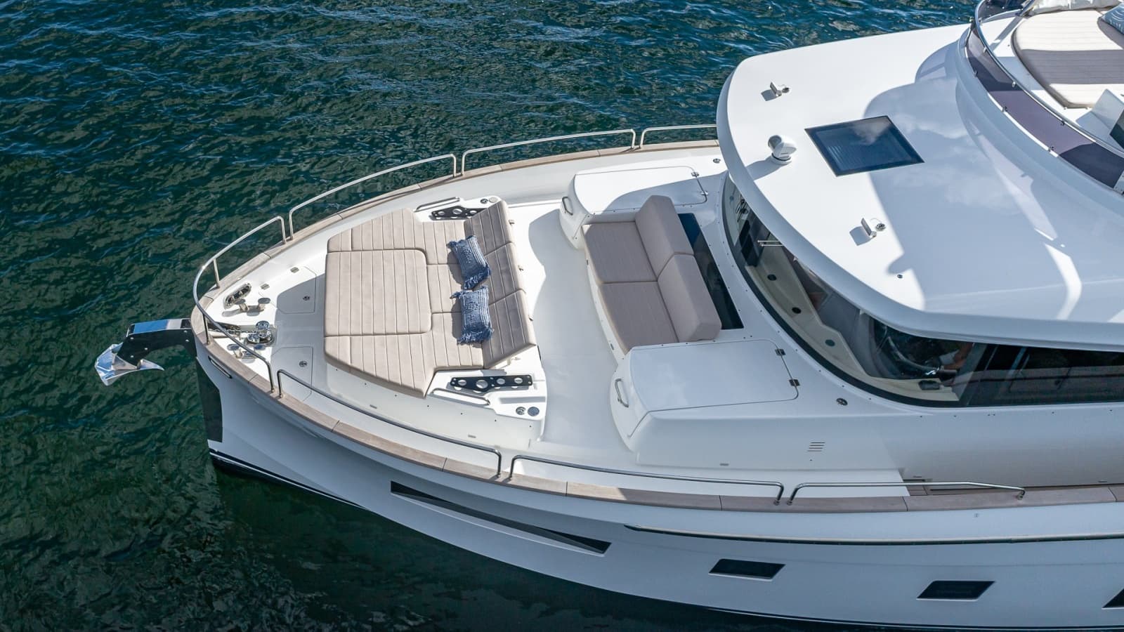 2023 Sirena Flybridge - Photo 9