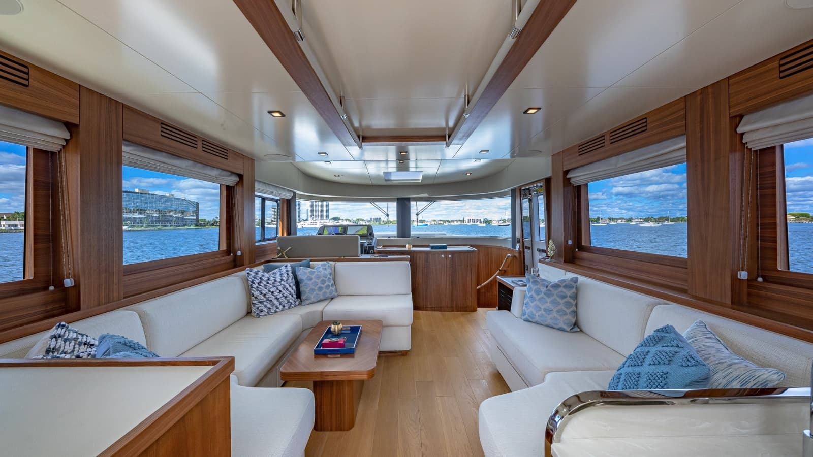 2023 Sirena Flybridge - Photo 35