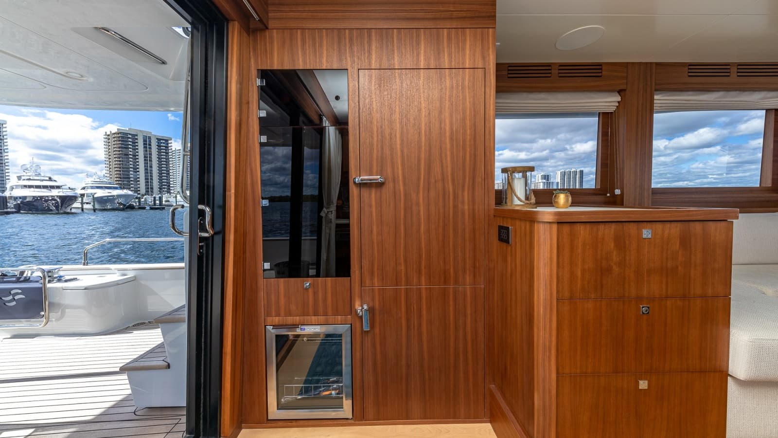 2023 Sirena Flybridge - Photo 34