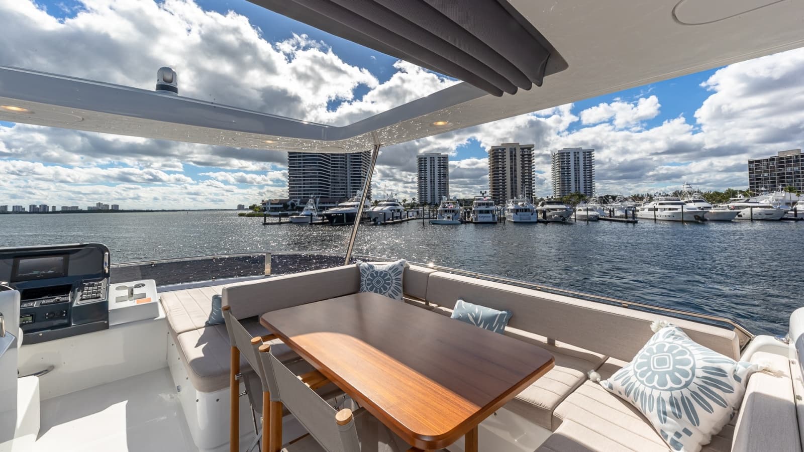2023 Sirena Flybridge - Photo 29