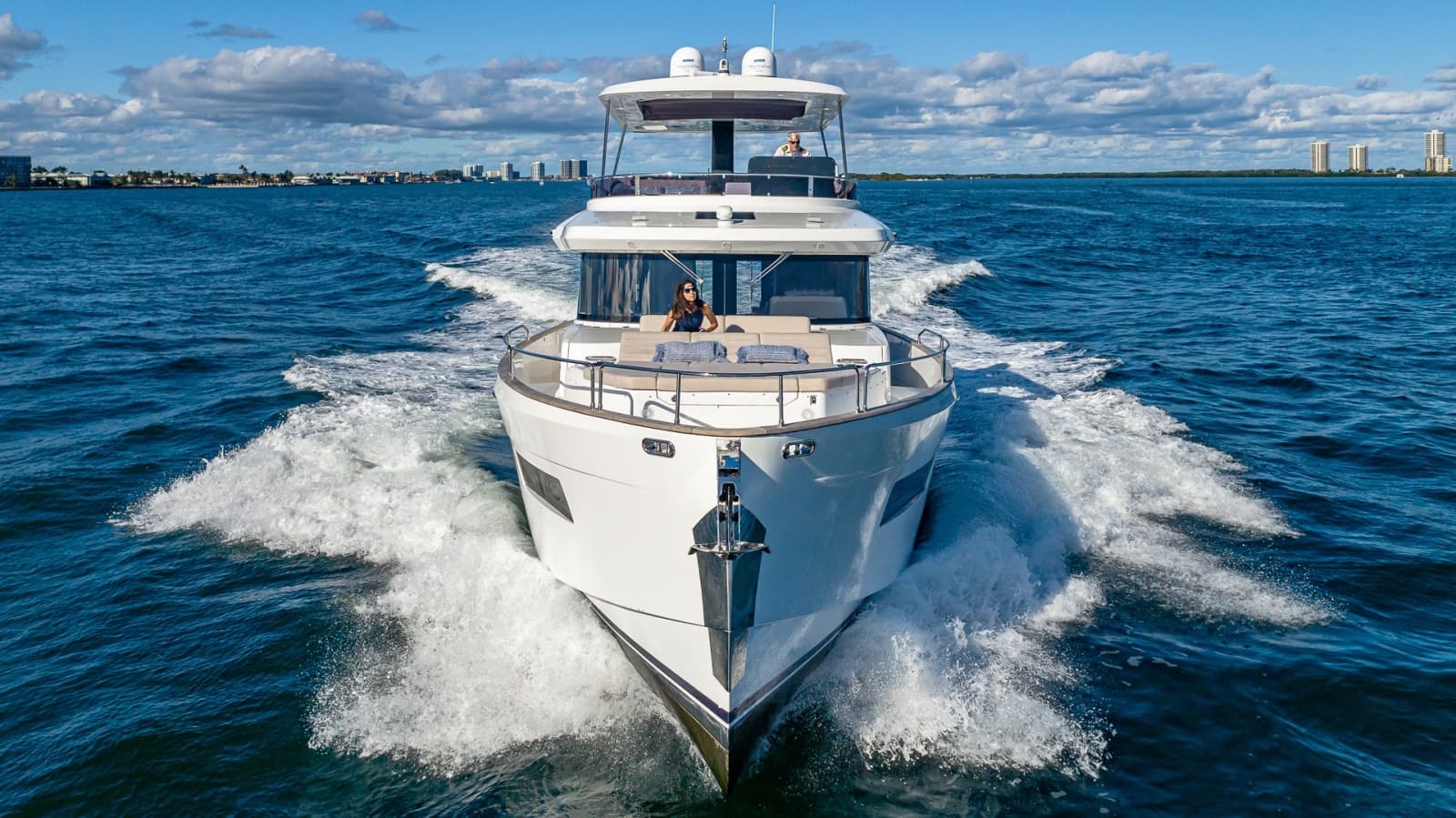 2023 Sirena Flybridge - Photo 4