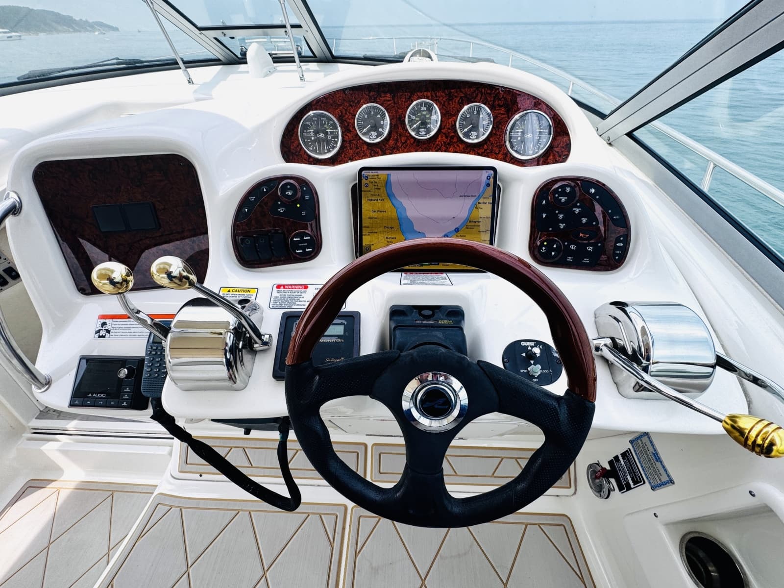 2006 Sea Ray 340 Sundancer - Photo 22