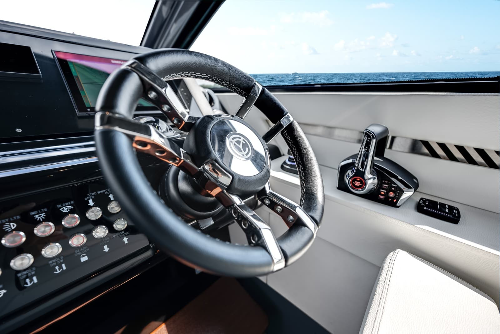 2023 Cruisers Yachts 42 GLS OB - Photo 12