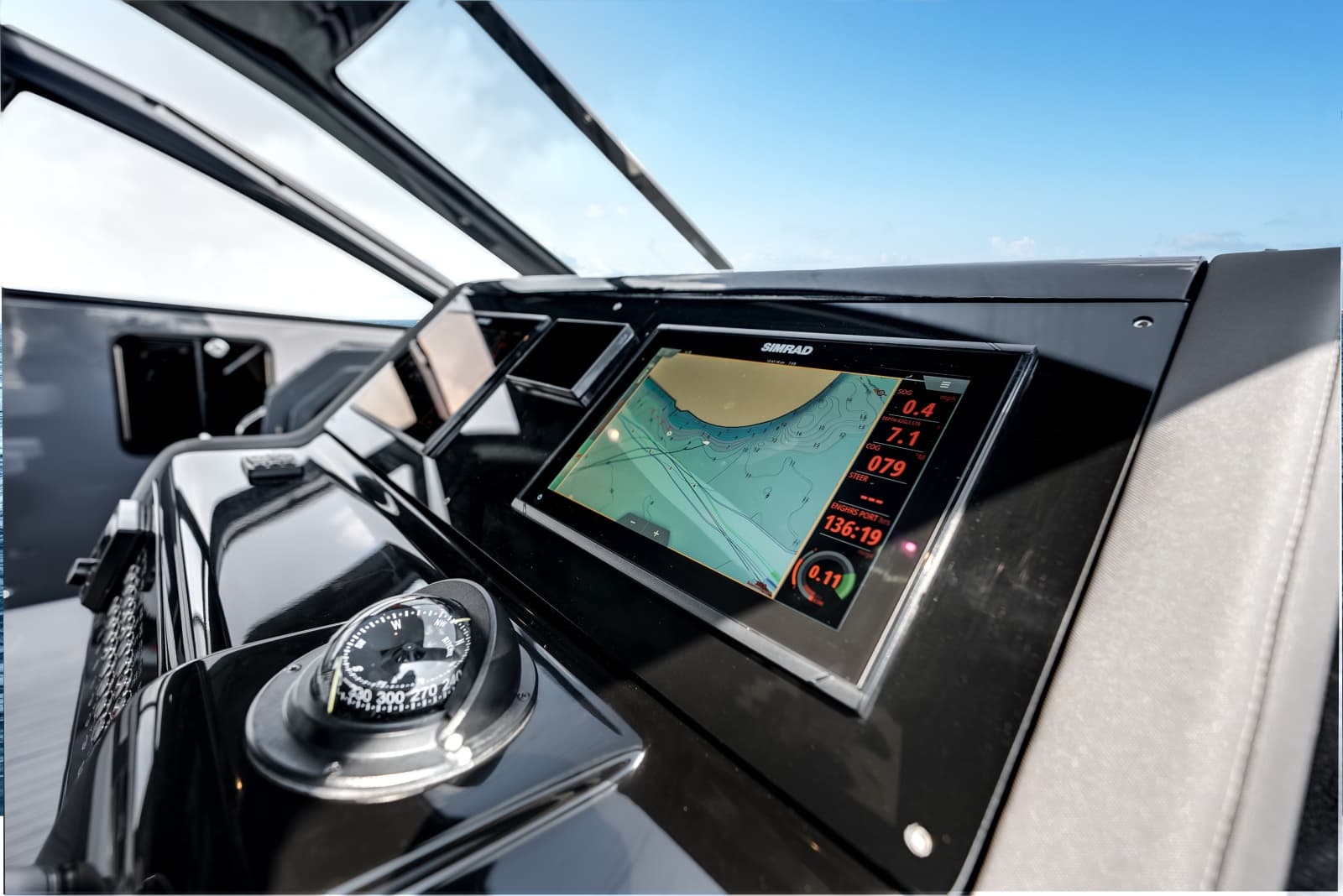 2023 Cruisers Yachts 42 GLS OB - Photo 14