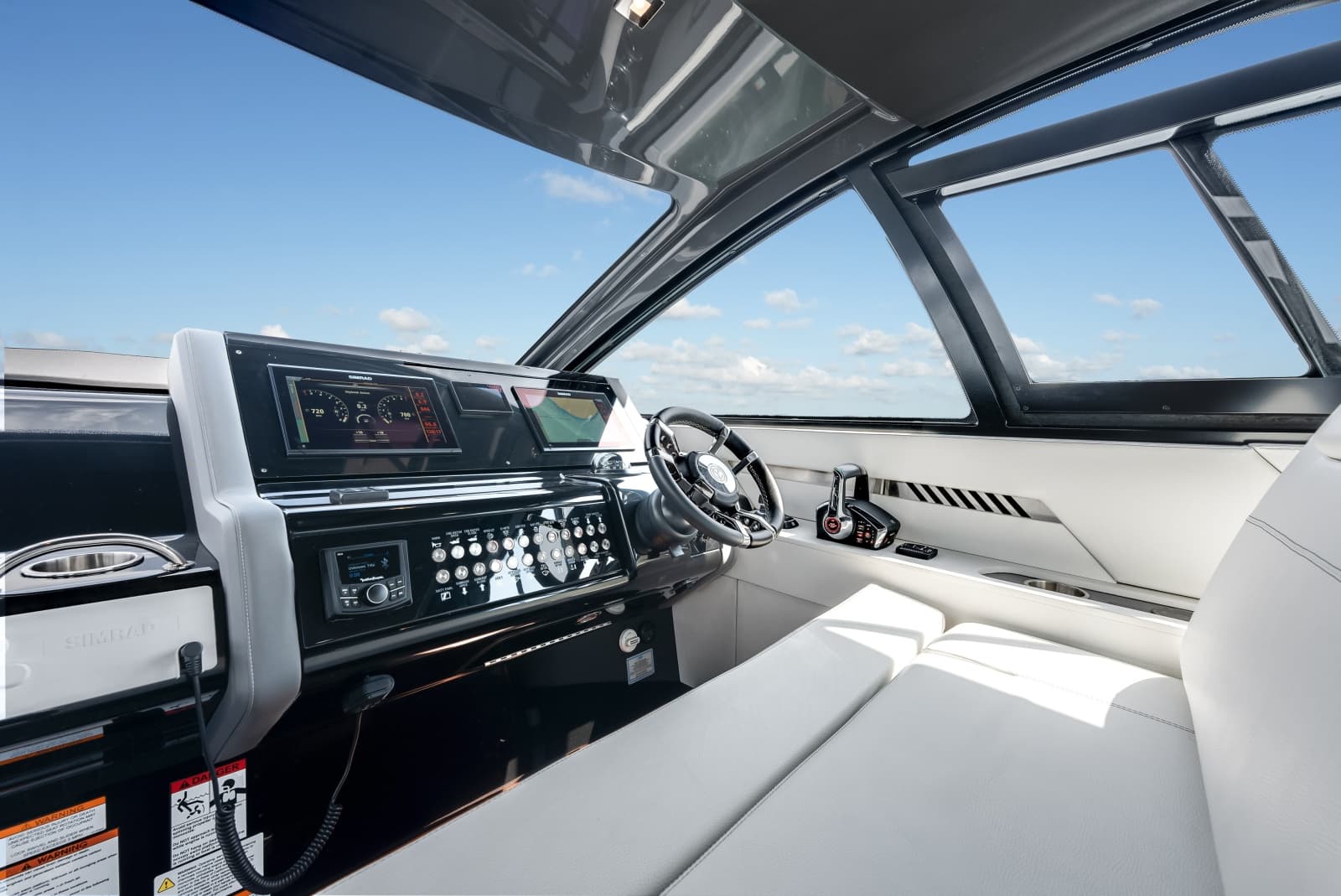 2023 Cruisers Yachts 42 GLS OB - Photo 16