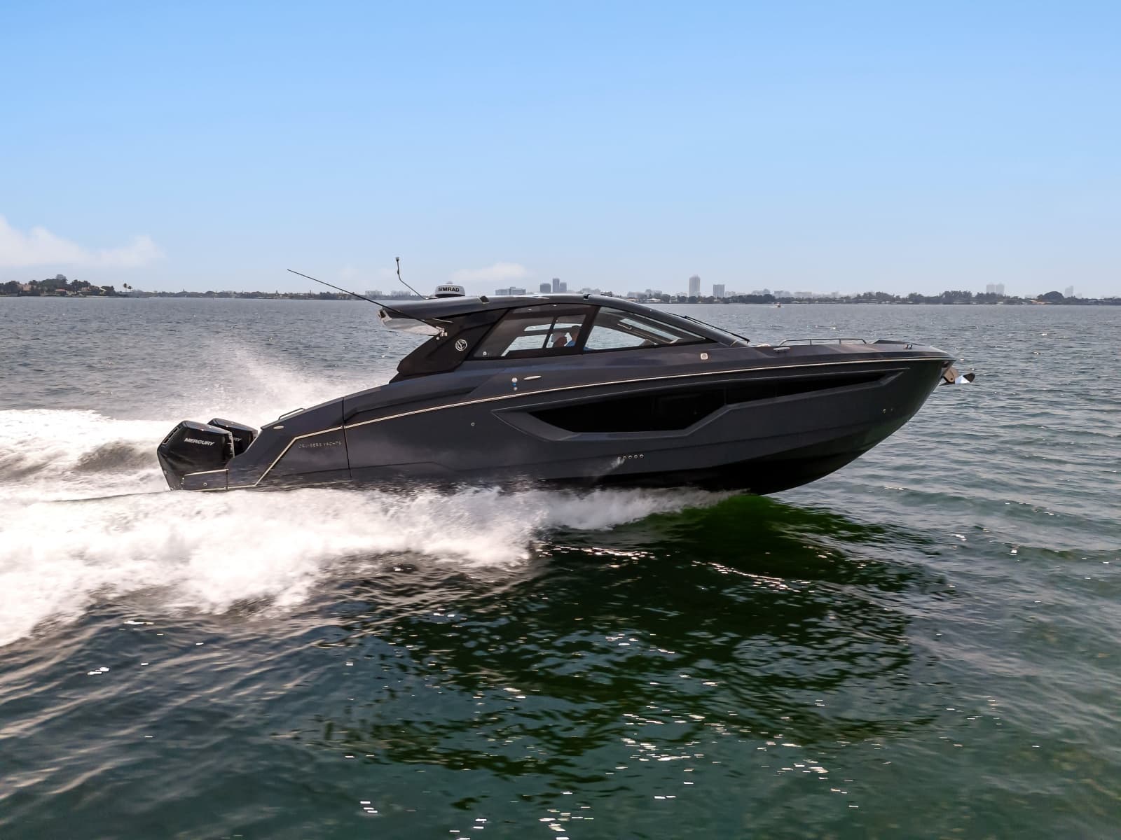 2023 Cruisers Yachts 42 GLS OB - Photo 3