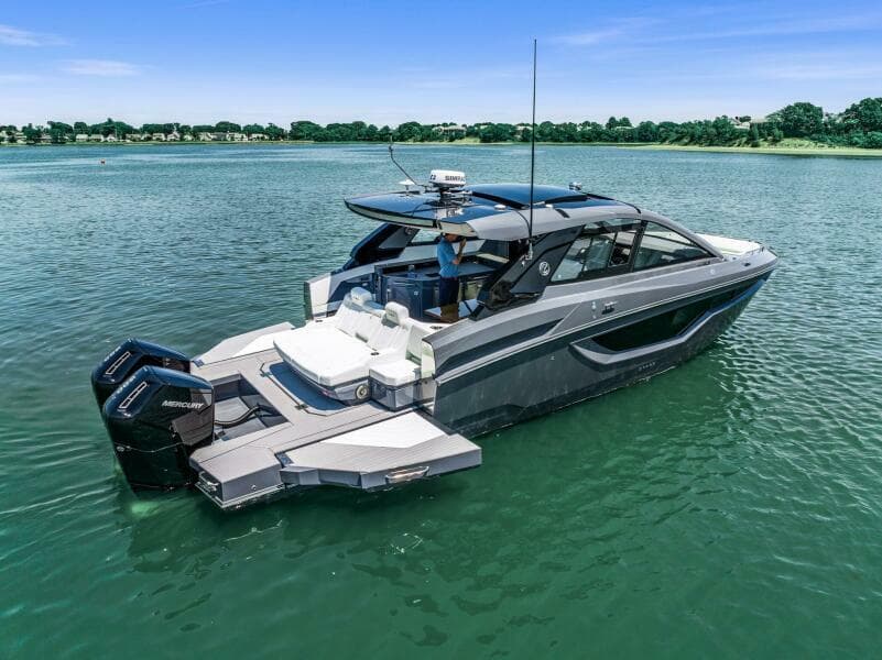 2023 Cruisers Yachts 42 GLS OB - Photo 6