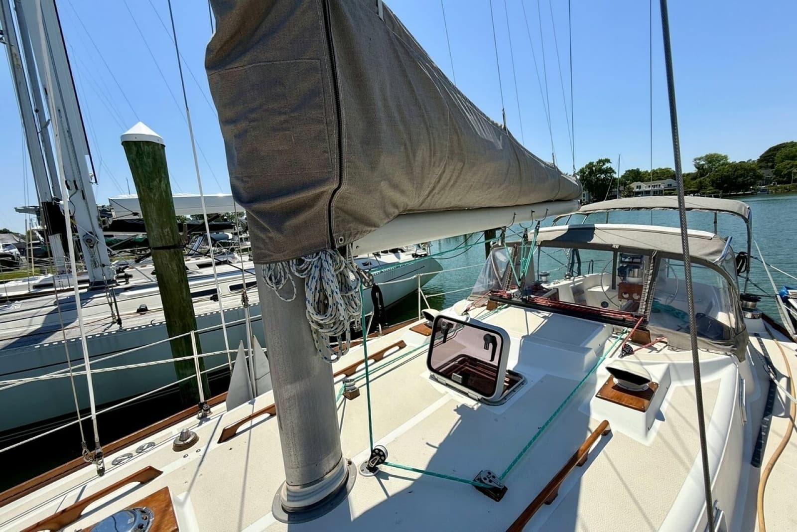 1980 Tartan 37 - Photo 10