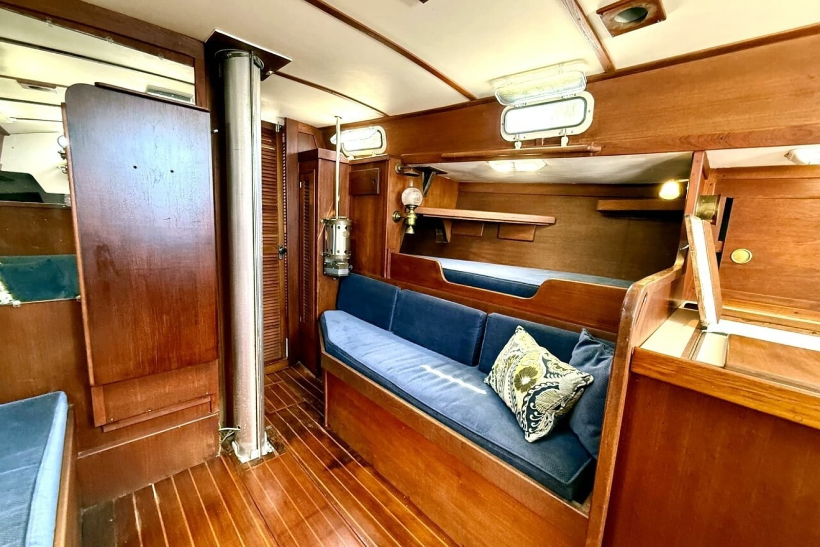 1980 Tartan 37 - Photo 38