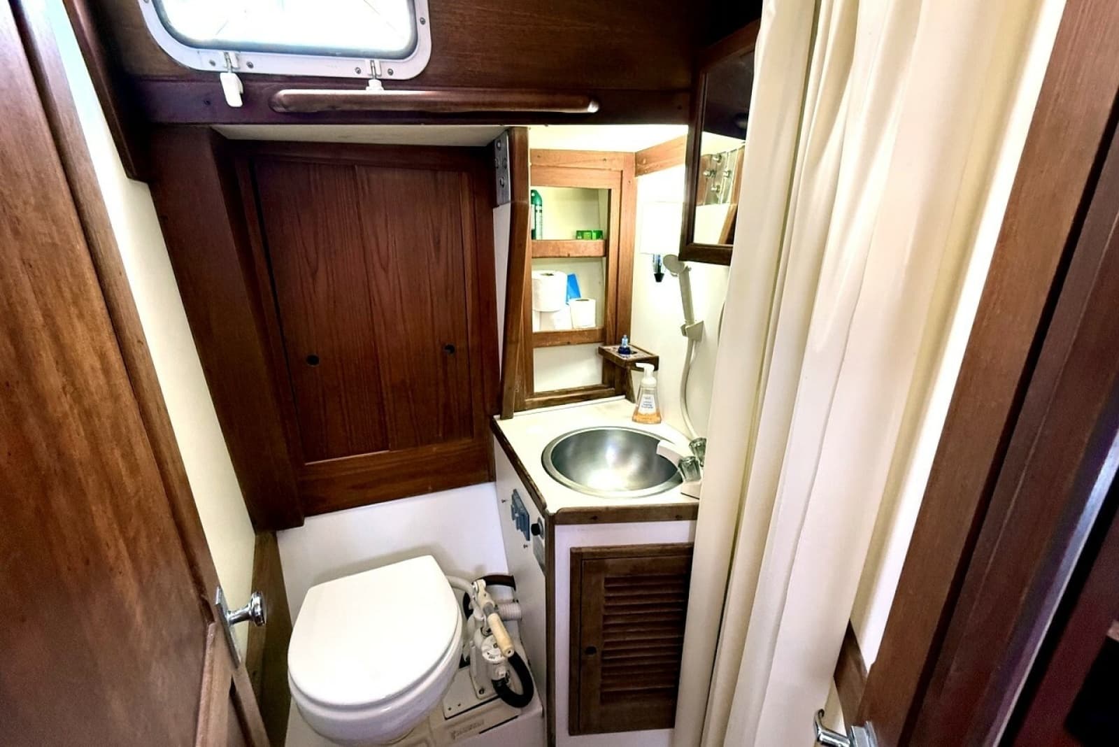 1980 Tartan 37 - Photo 44