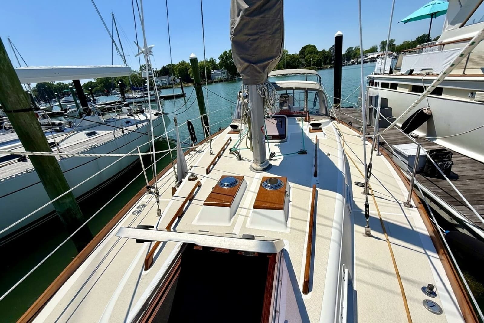 1980 Tartan 37 - Photo 8