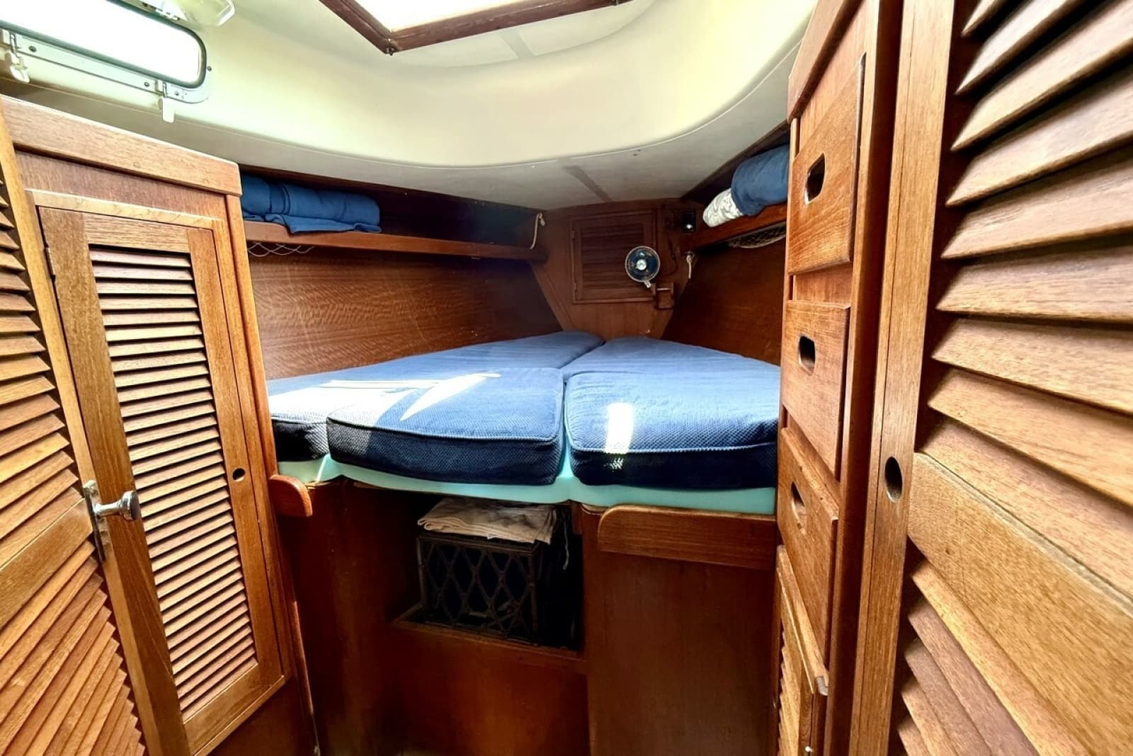 1980 Tartan 37 - Photo 42