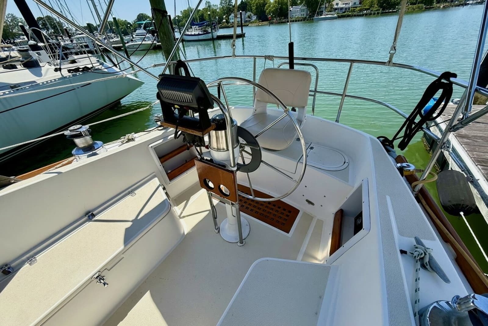 1980 Tartan 37 - Photo 17