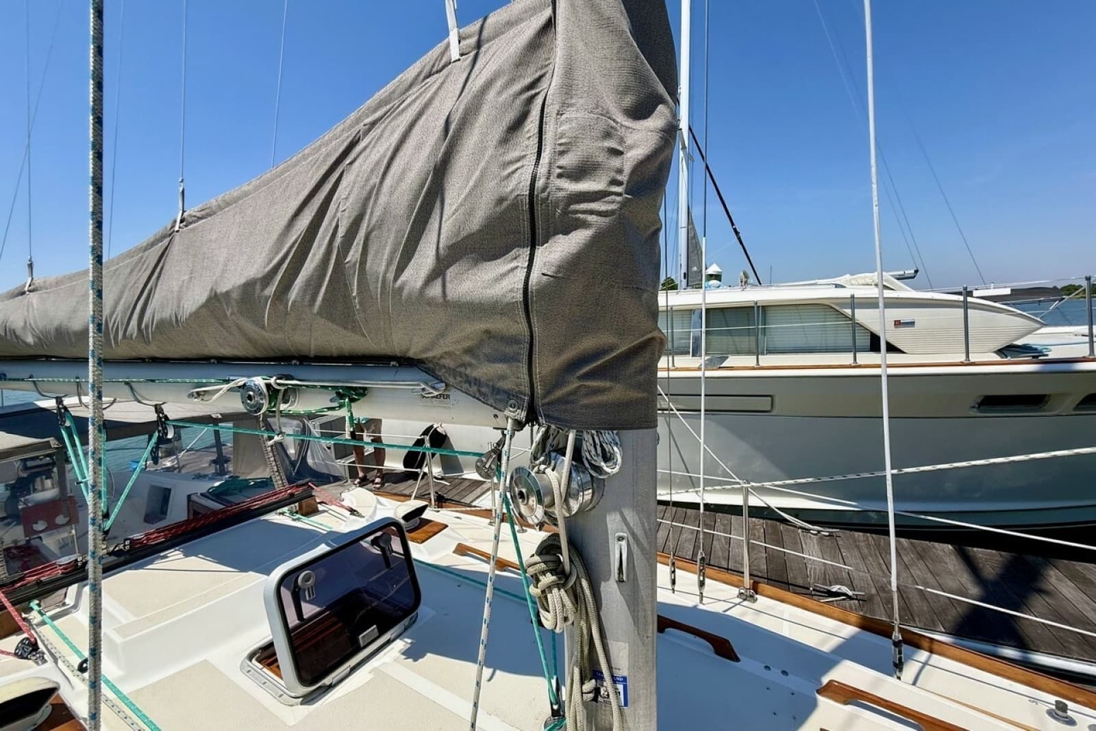 1980 Tartan 37 - Photo 12