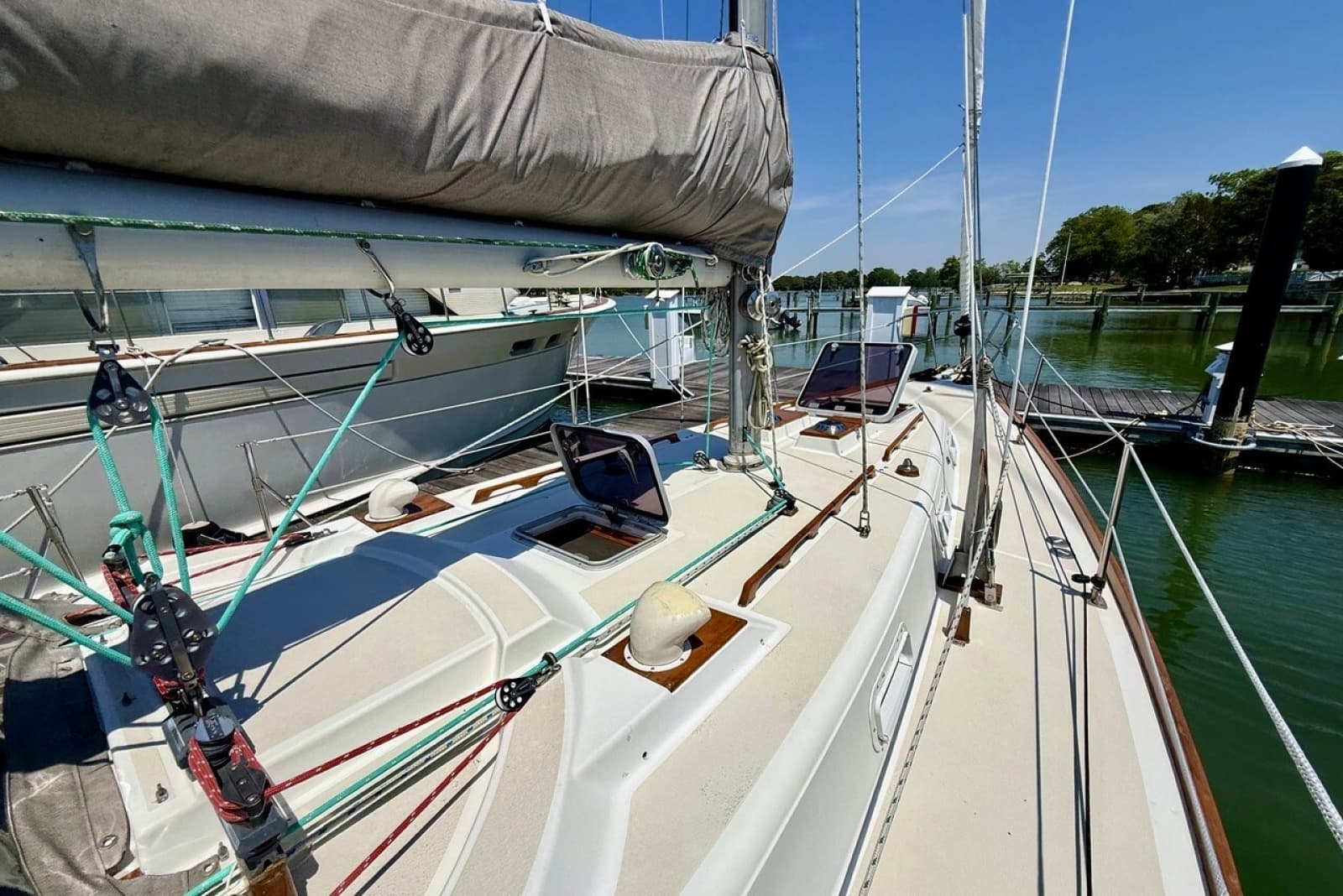 1980 Tartan 37 - Photo 13