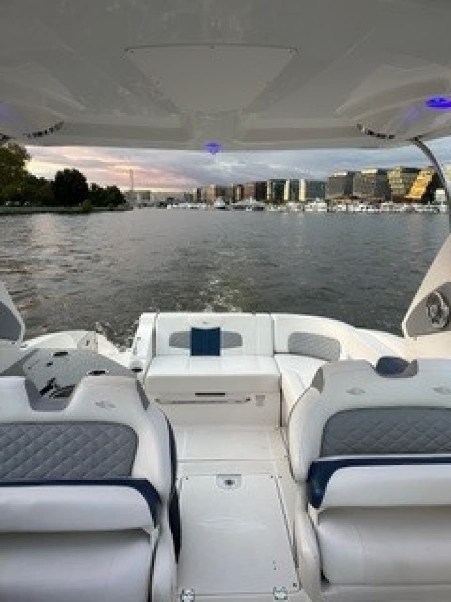 2013 Chaparral 327SSX - Photo 16
