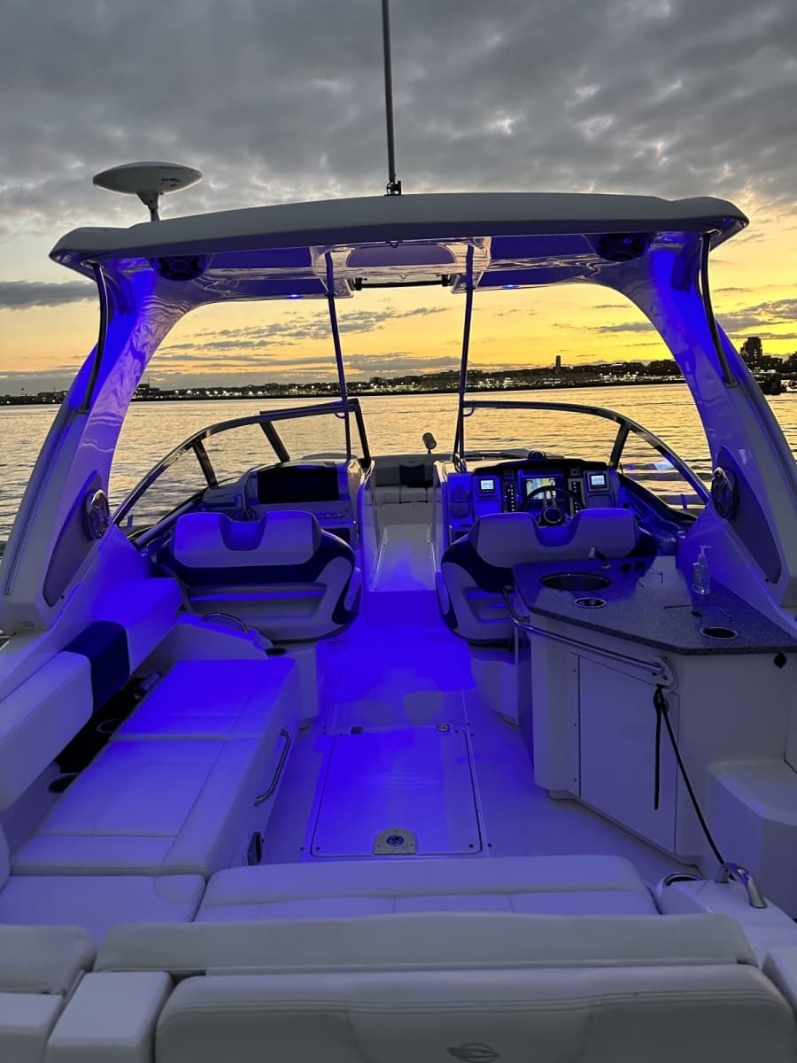 2013 Chaparral 327SSX - Photo 32