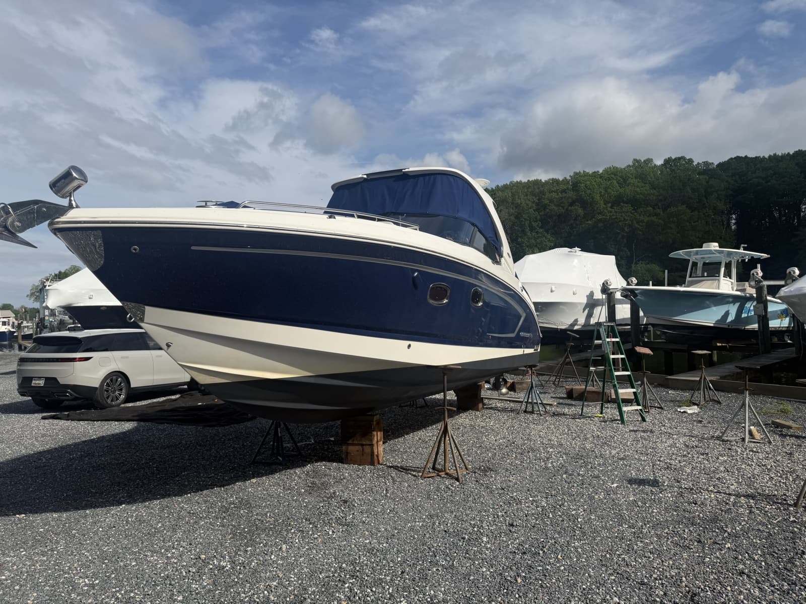 2013 Chaparral 327SSX - Photo 6