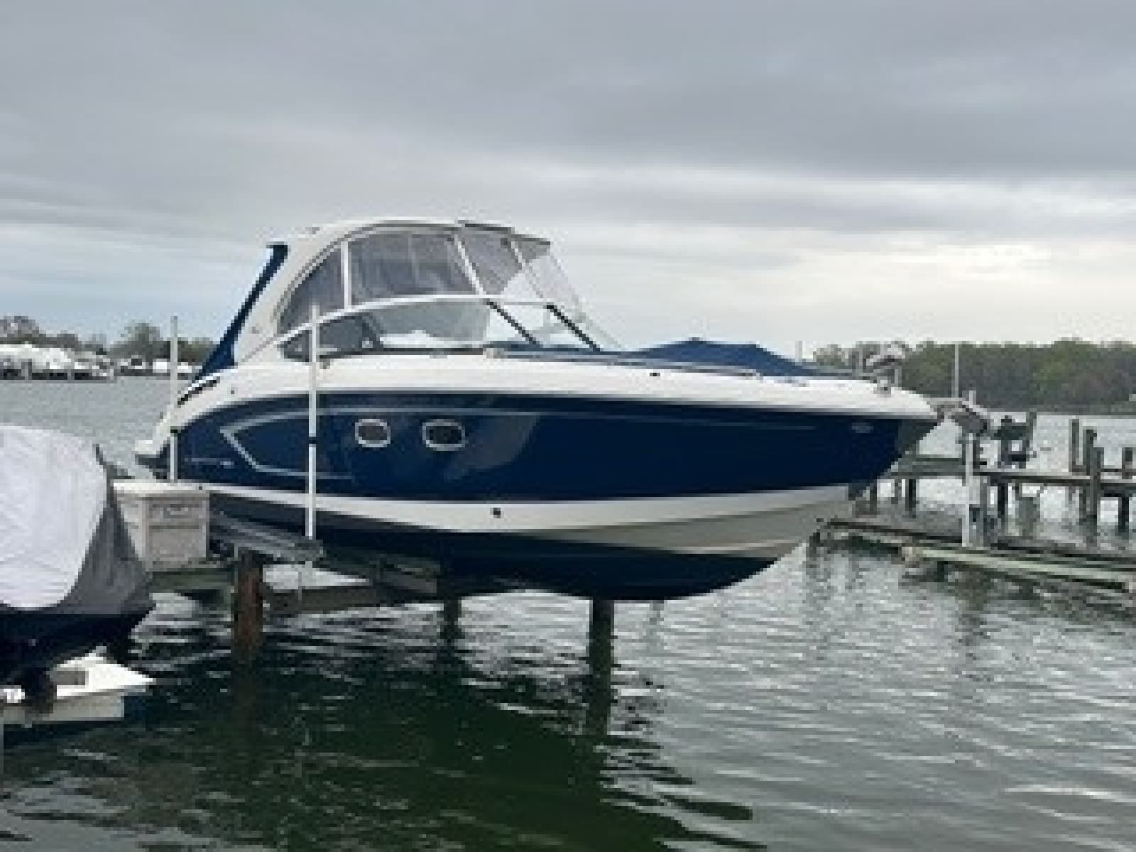 2013 Chaparral 327SSX - Photo 1