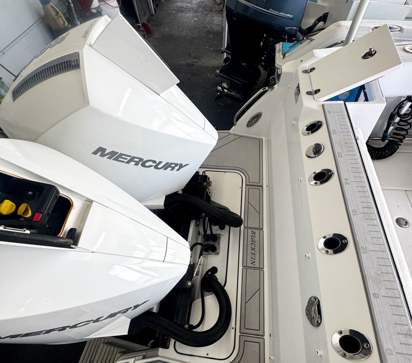 2024 Blackfin 272DC - Photo 14