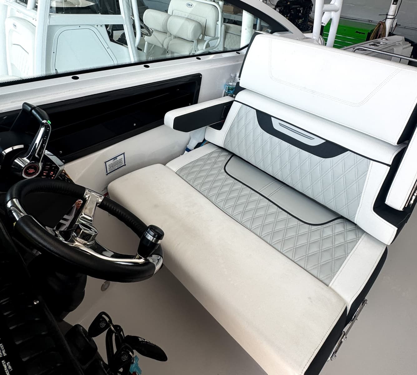 2024 Blackfin 272DC - Photo 10