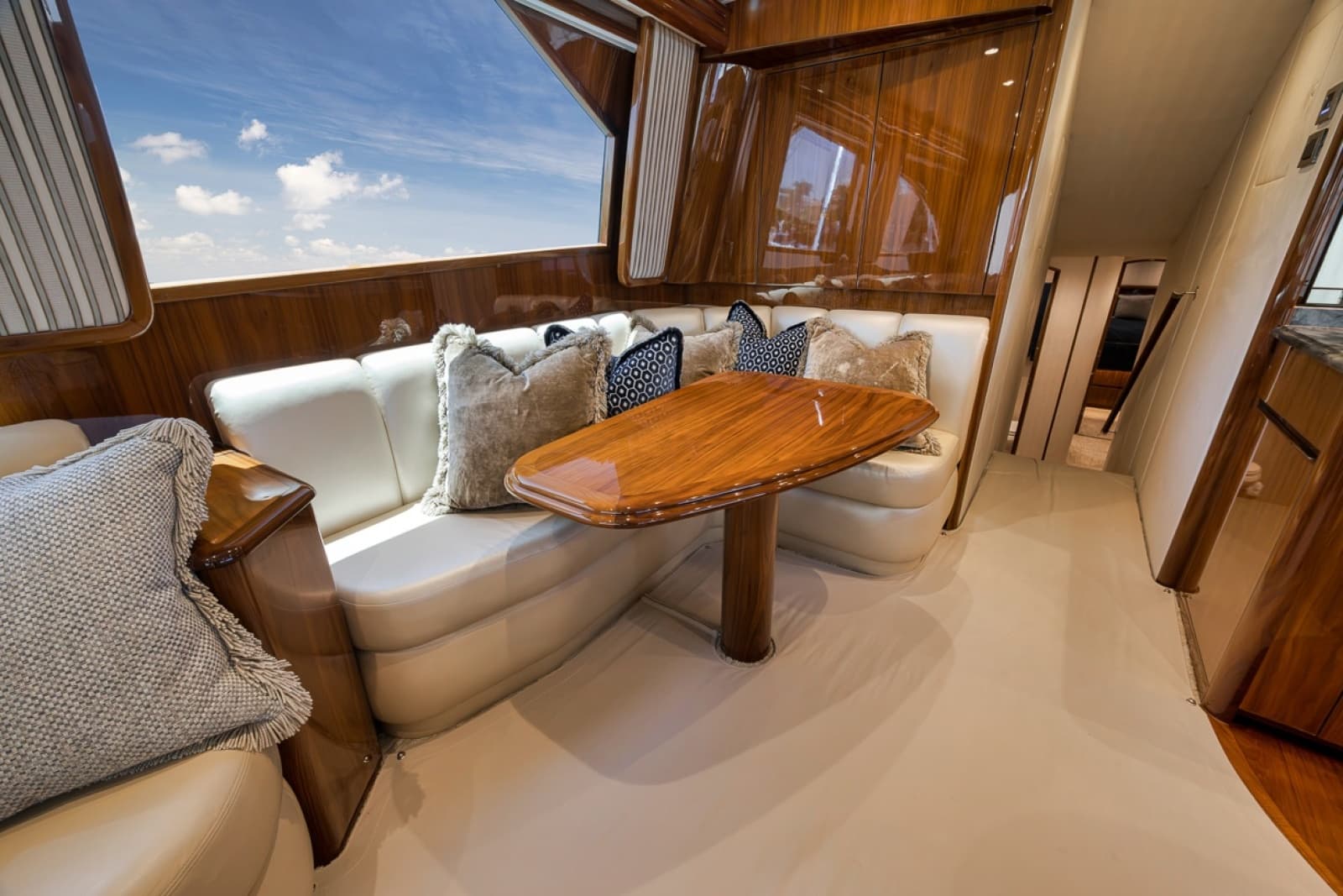 2017 Viking 62 Convertible - Photo 47