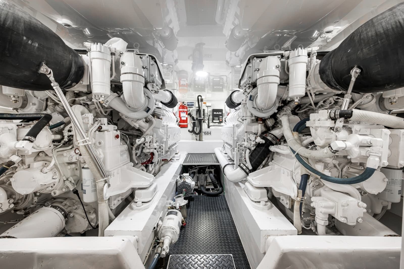 2017 Viking 62 Convertible - Photo 72