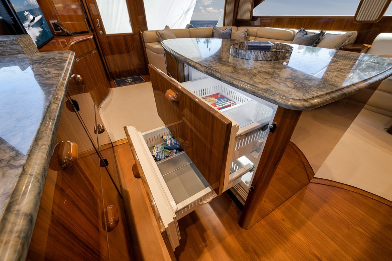 2017 Viking 62 Convertible - Photo 51