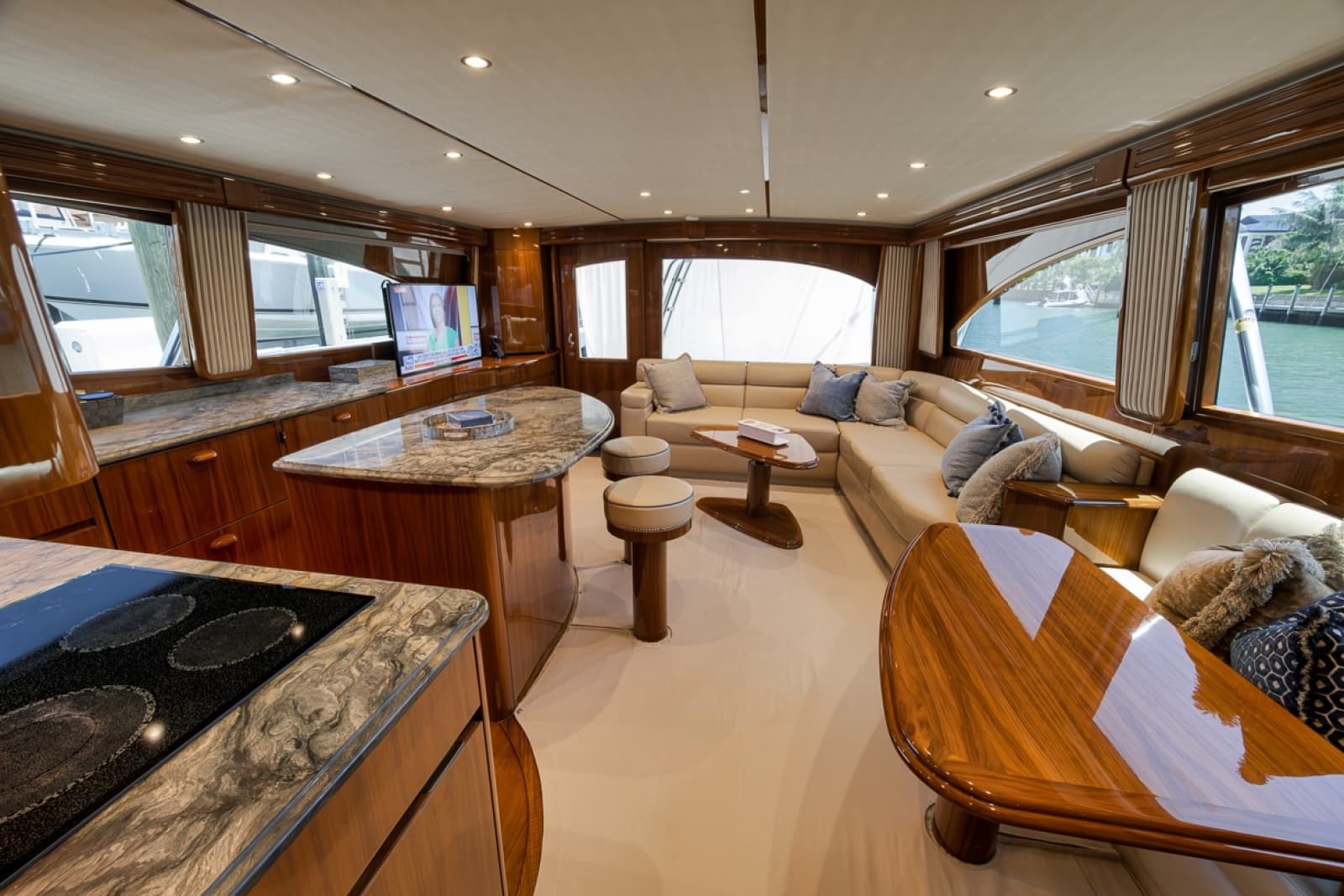 2017 Viking 62 Convertible - Photo 49