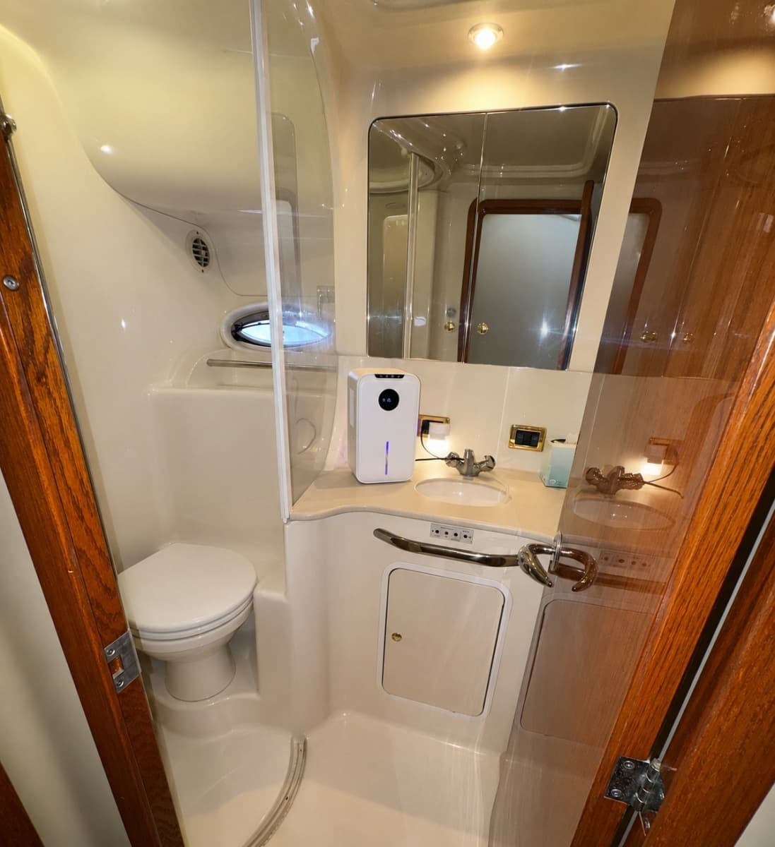 2001 Sea Ray 450 Express Bridge - Photo 24