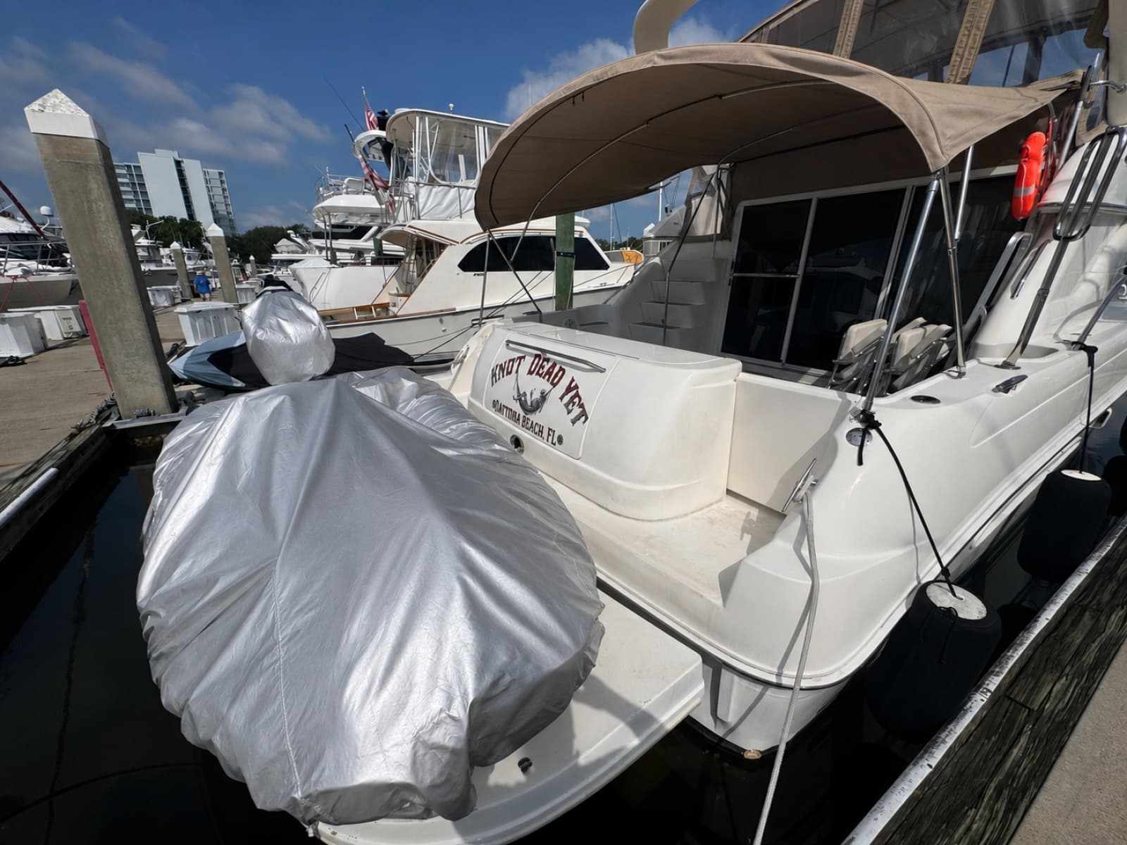 2001 Sea Ray 450 Express Bridge - Photo 3
