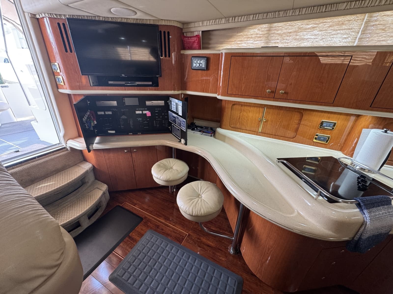 2001 Sea Ray 450 Express Bridge - Photo 15