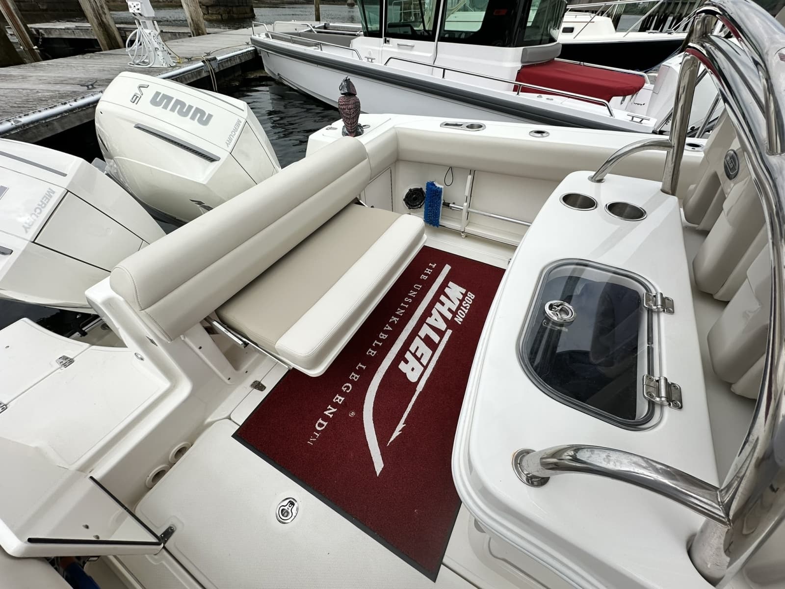 2024 Boston Whaler 250 Outrage - Photo 20
