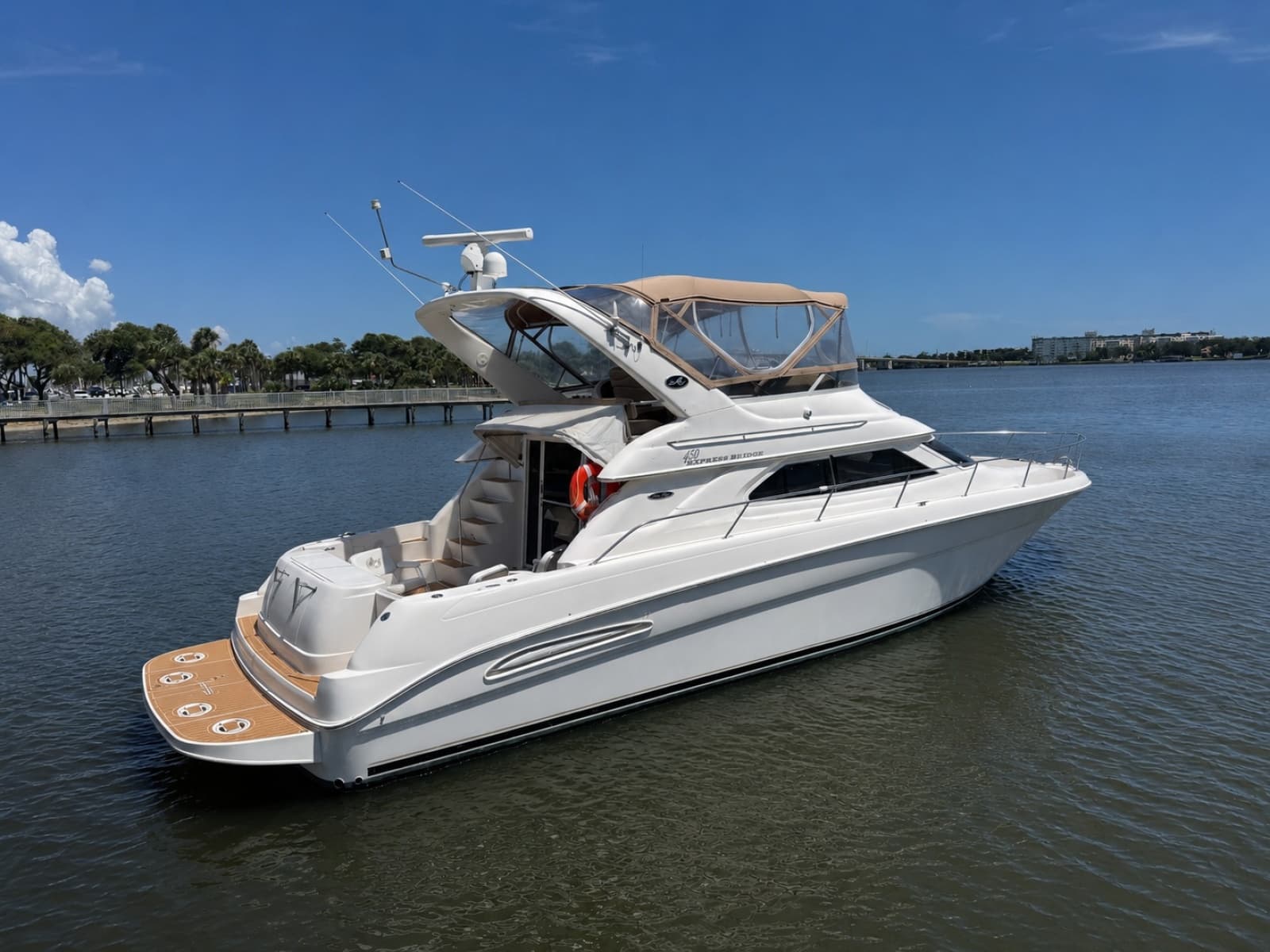 2003 Sea Ray 450 Express Bridge - Photo 2
