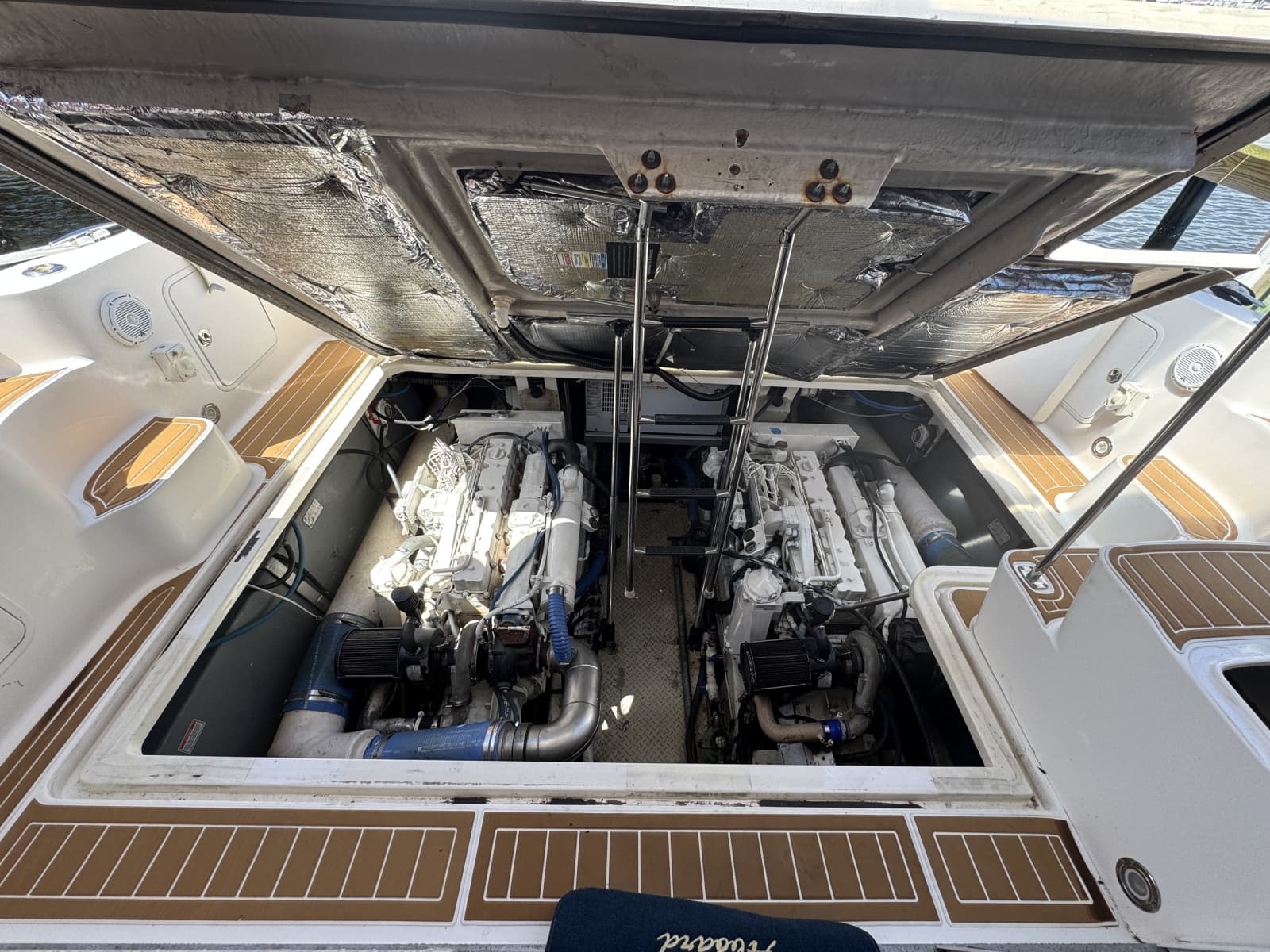 2003 Sea Ray 450 Express Bridge - Photo 21