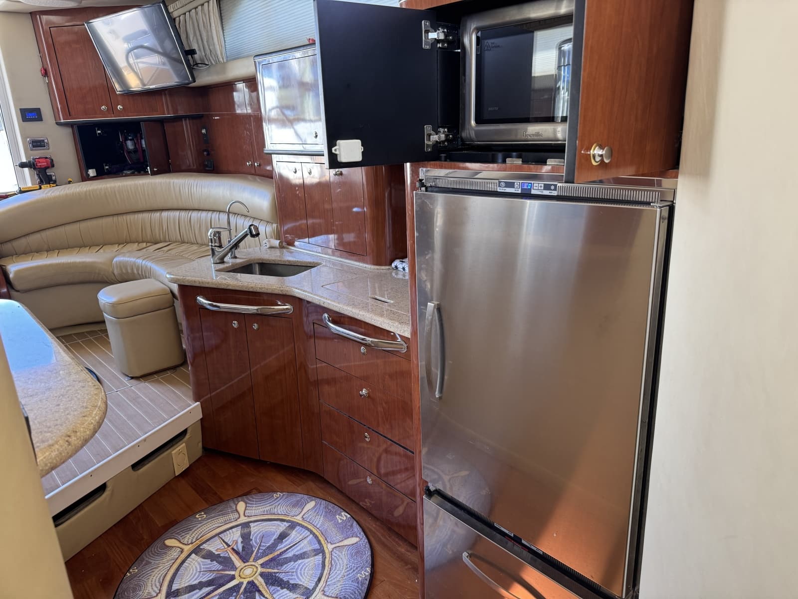 2003 Sea Ray 450 Express Bridge - Photo 15