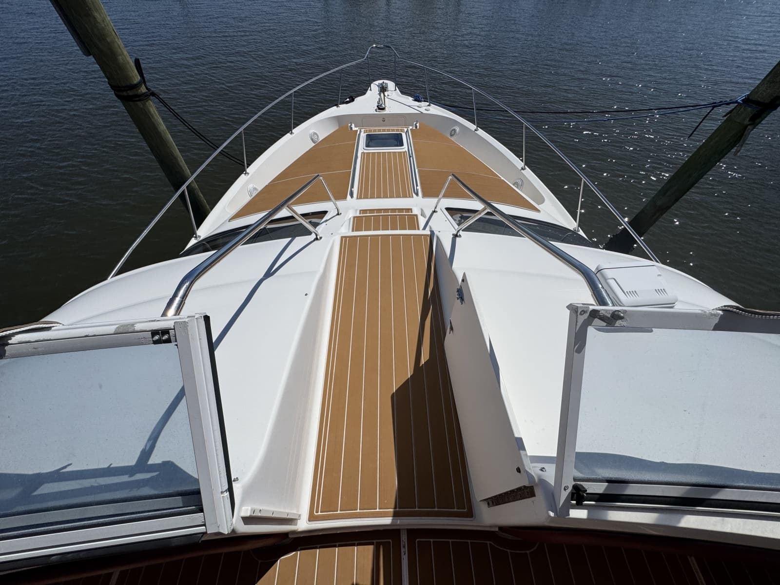 2003 Sea Ray 450 Express Bridge - Photo 8
