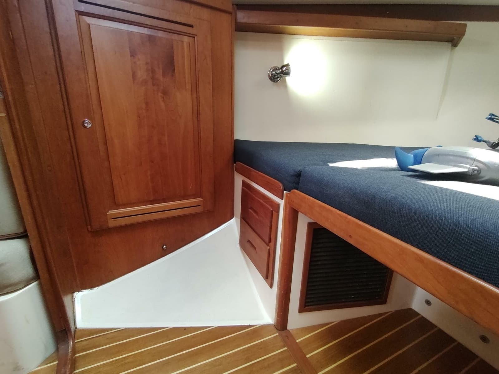 2004 Tartan 3700 - Photo 100