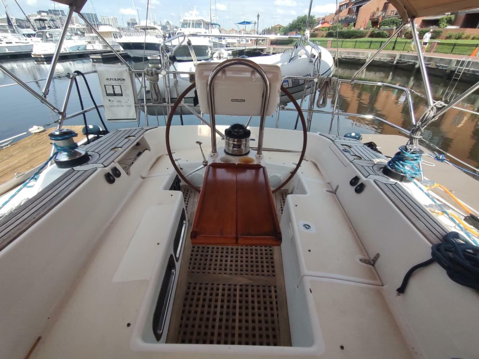 2004 Tartan 3700 - Photo 29