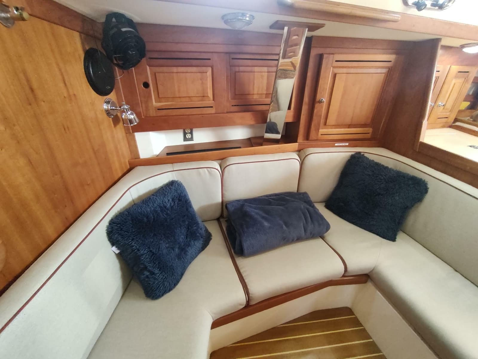2004 Tartan 3700 - Photo 94