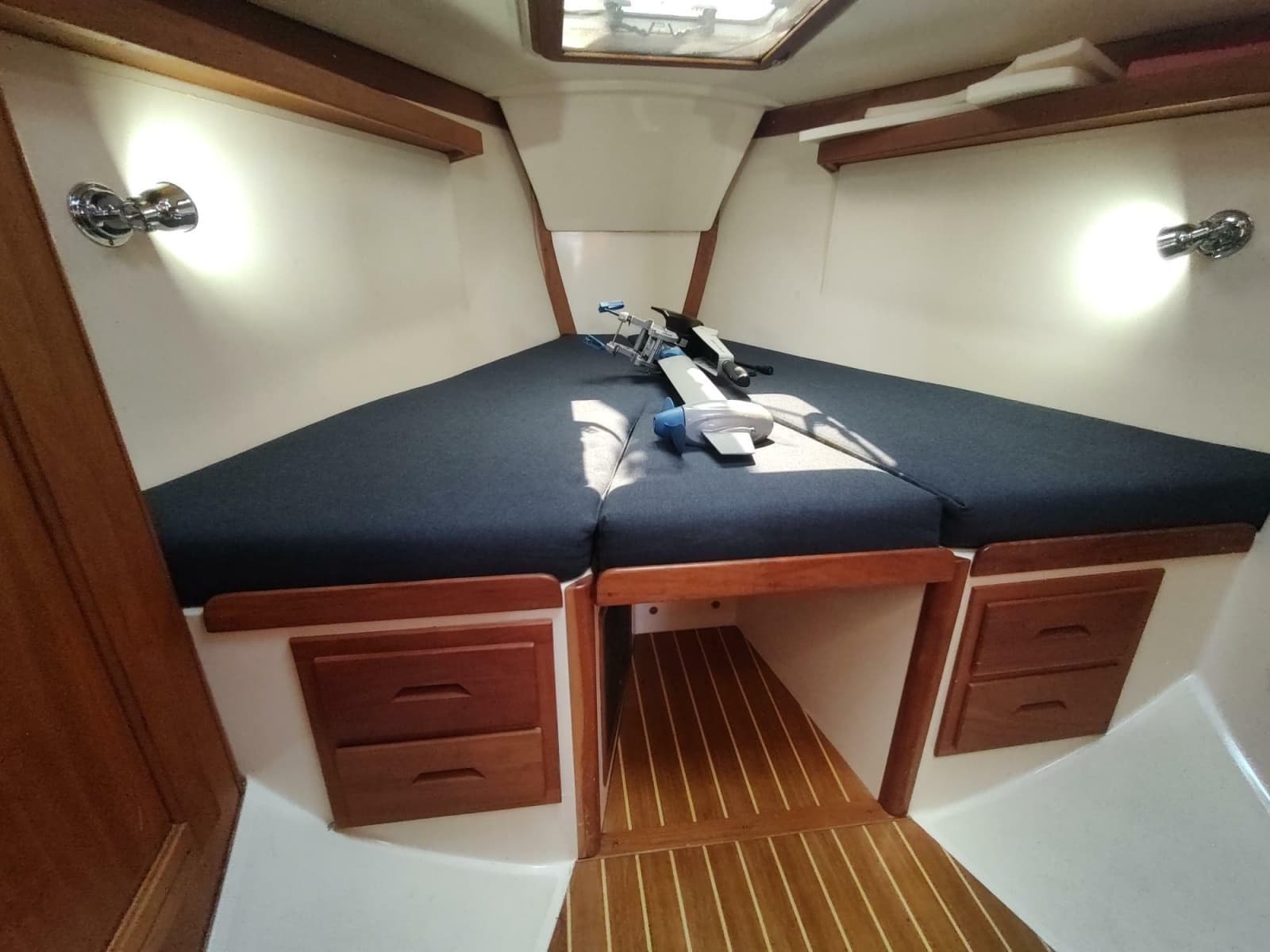 2004 Tartan 3700 - Photo 98